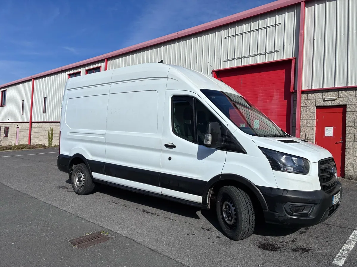 Transit van - Image 1