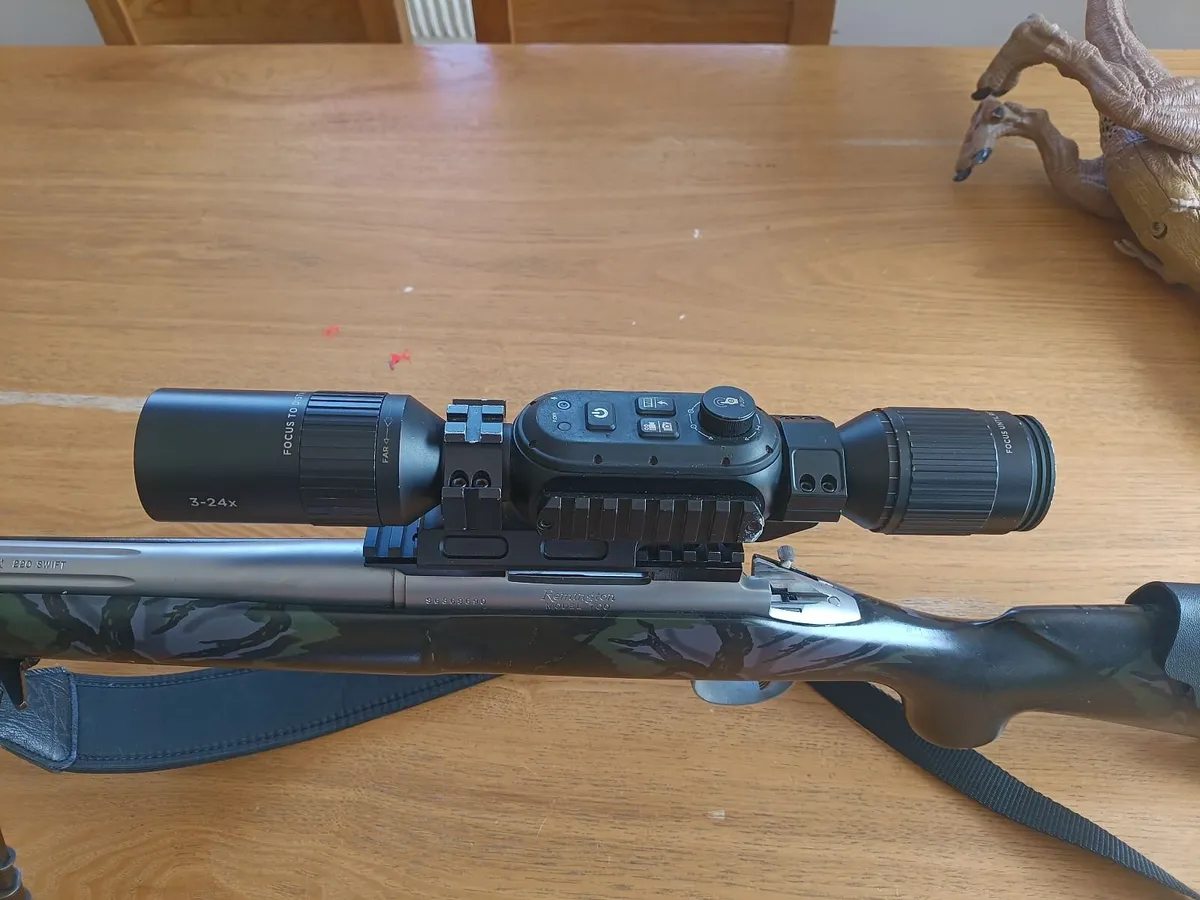 Rifle scope - Image 1