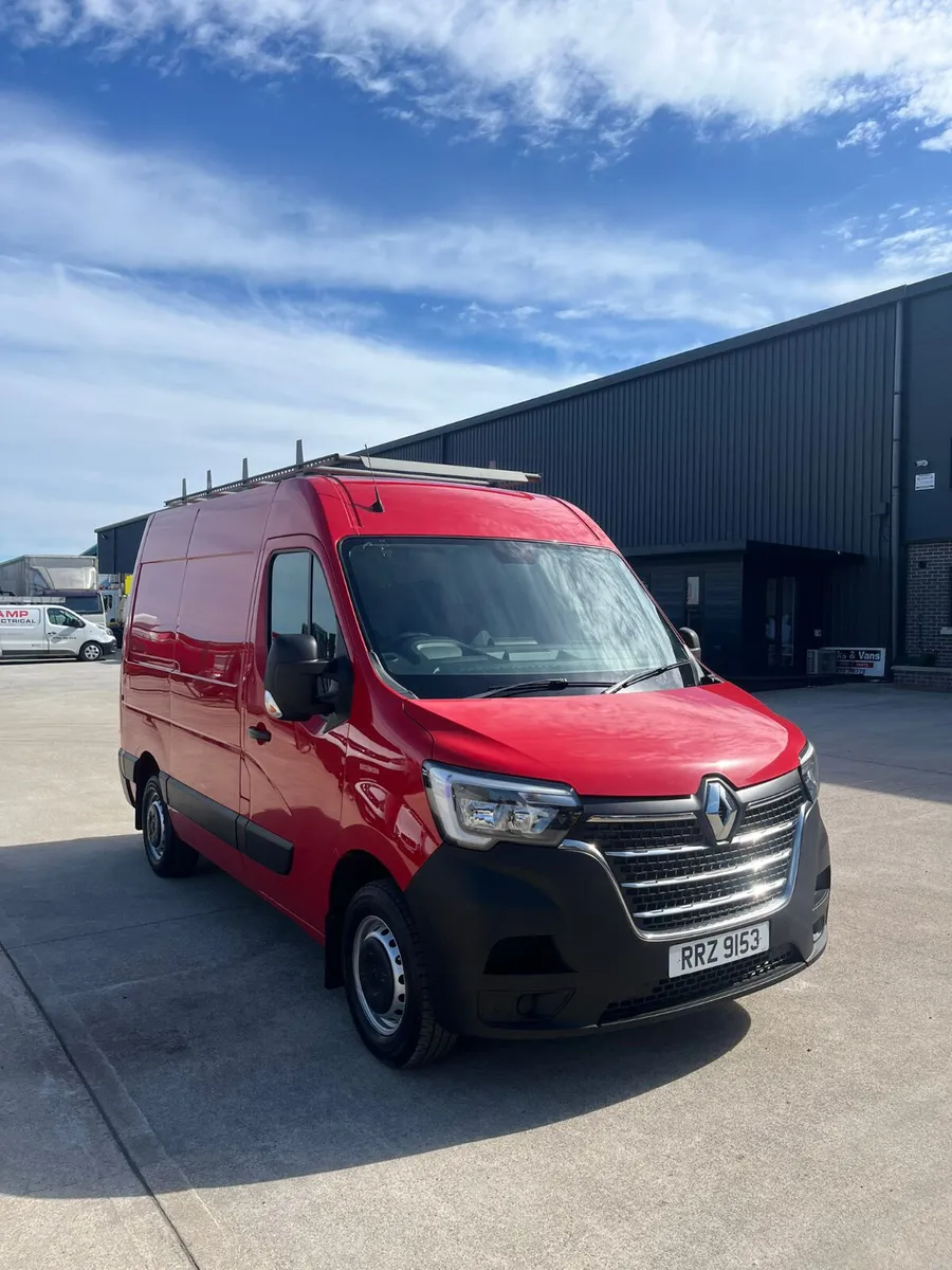 2021 Renault Master 2.3d High Roof SWB - Image 1