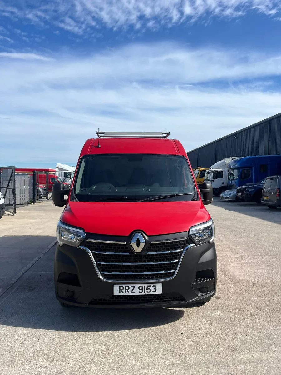 2021 Renault Master 2.3d High Roof SWB - Image 2