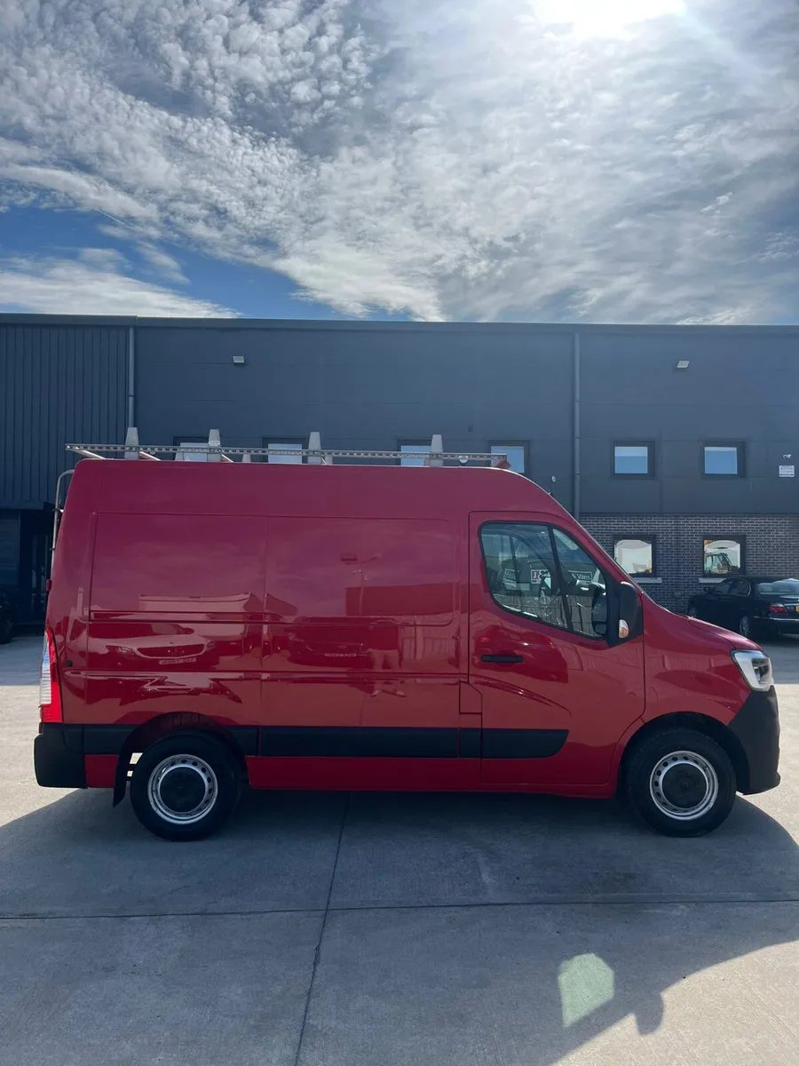 2021 Renault Master 2.3d High Roof SWB - Image 3