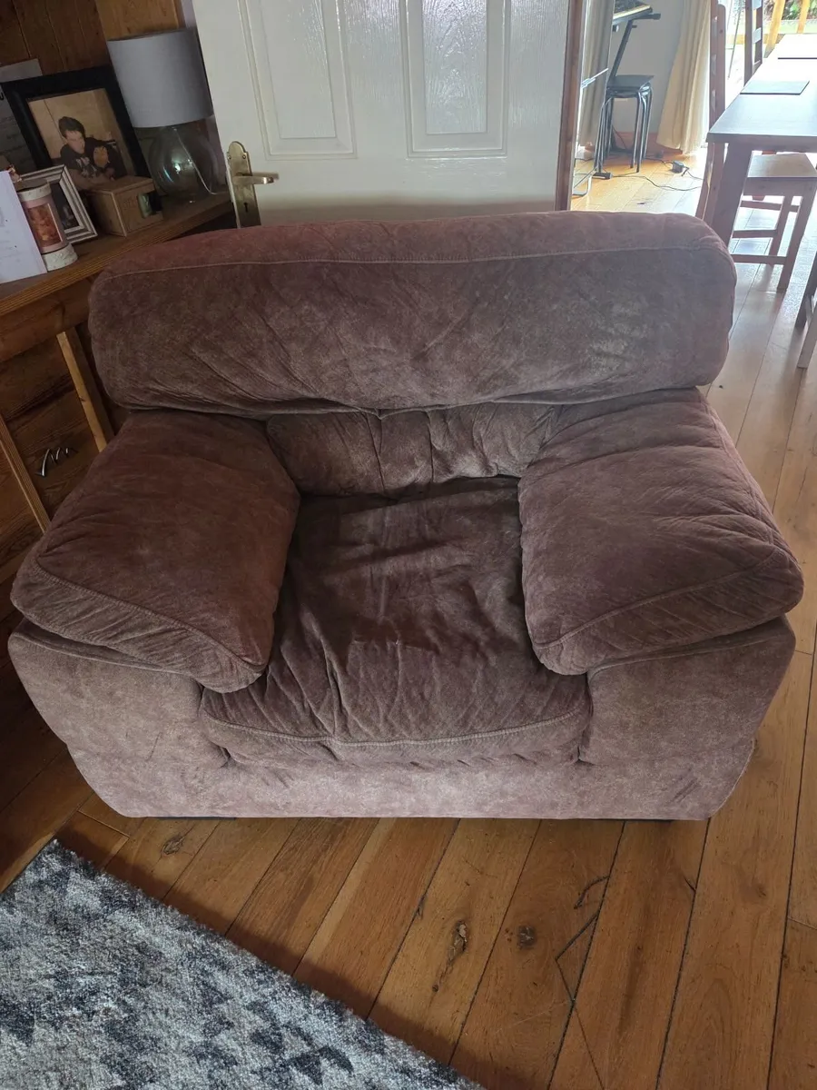 Suit of furniture - Image 2