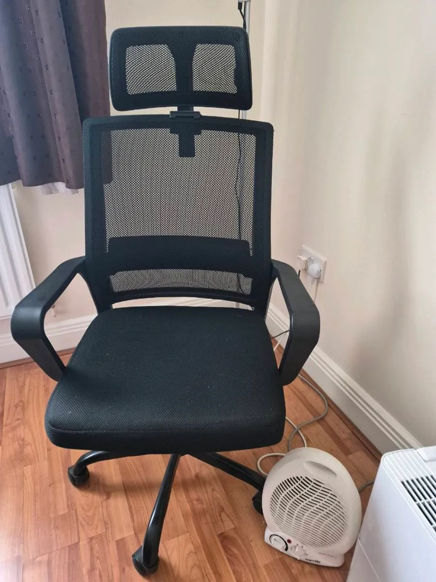 Office Chair - Image 1