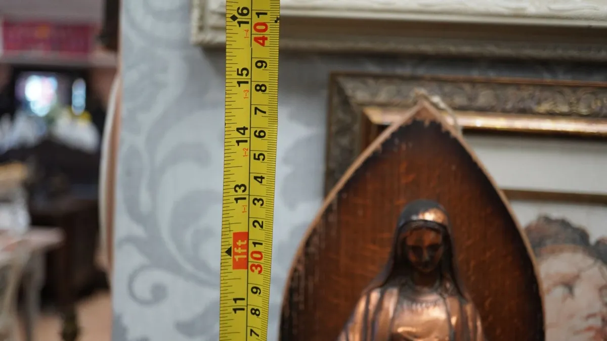 Vintage Madonna Wall Plaque - Image 3