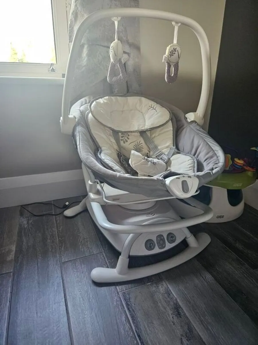 joie samsa 2in1 baby rocker/swing - Image 2