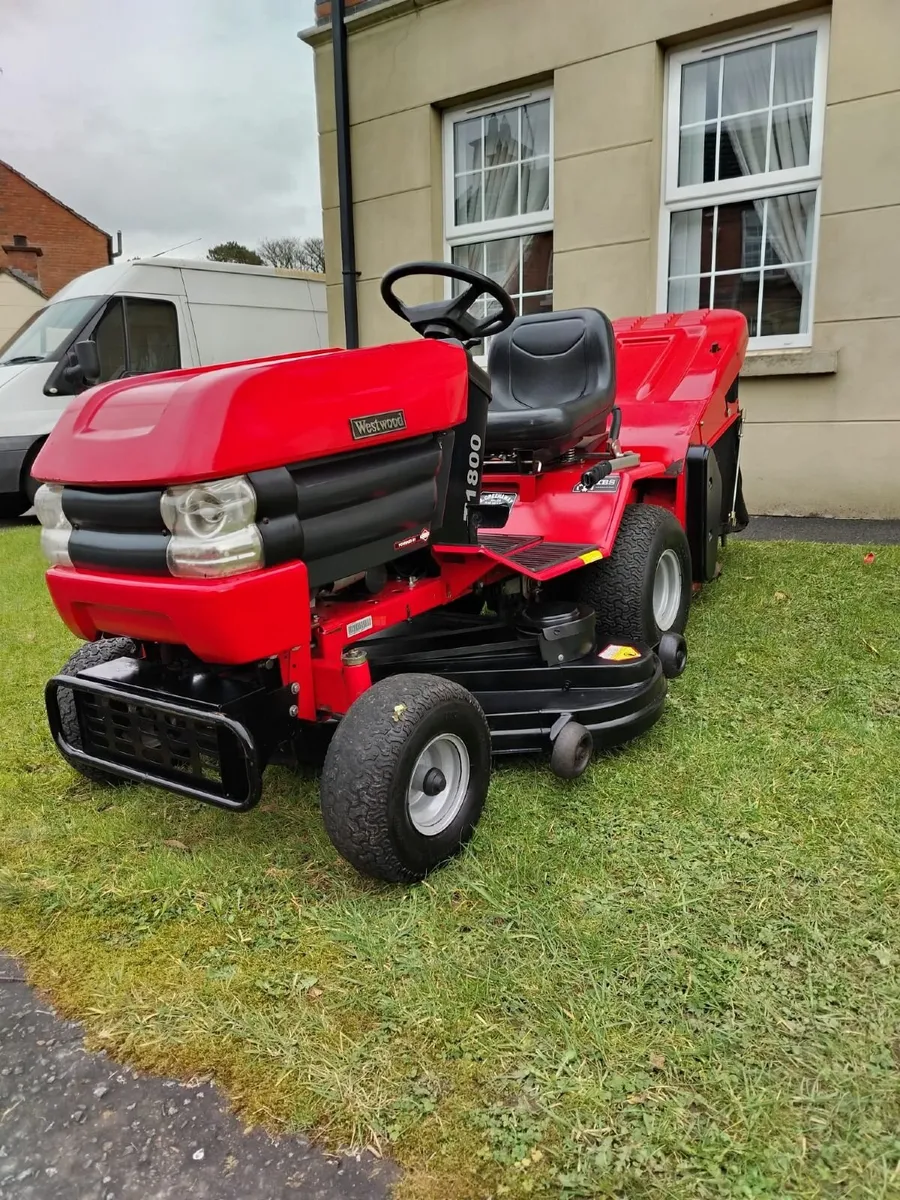 Westwood ride on lawnmower - Image 1