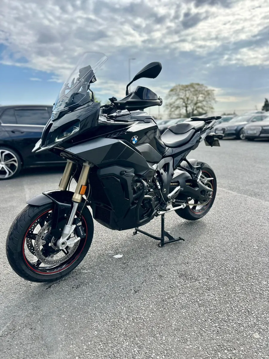 2021 BMW S1000XR – Full Spec – BMW Warranty - Image 2