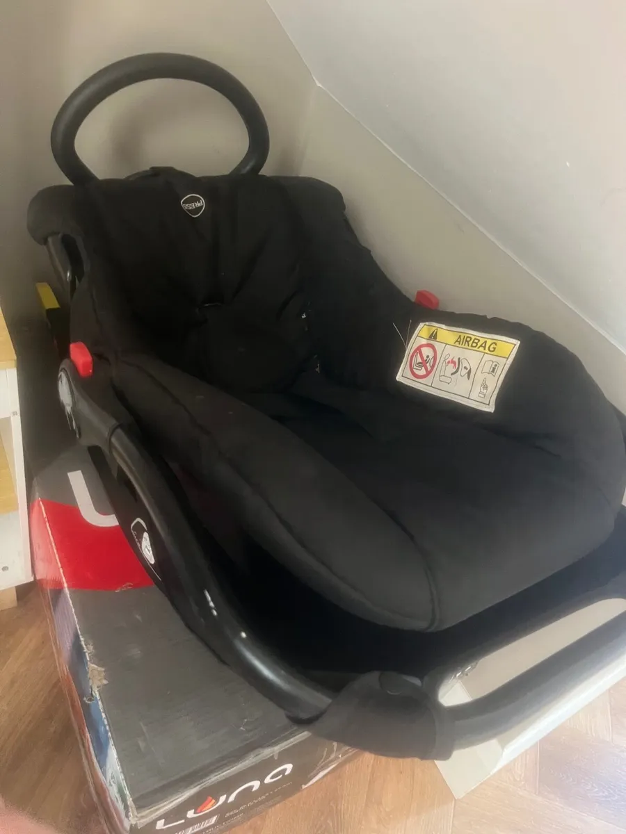 Rear facing Car seat with Isofix - Image 3