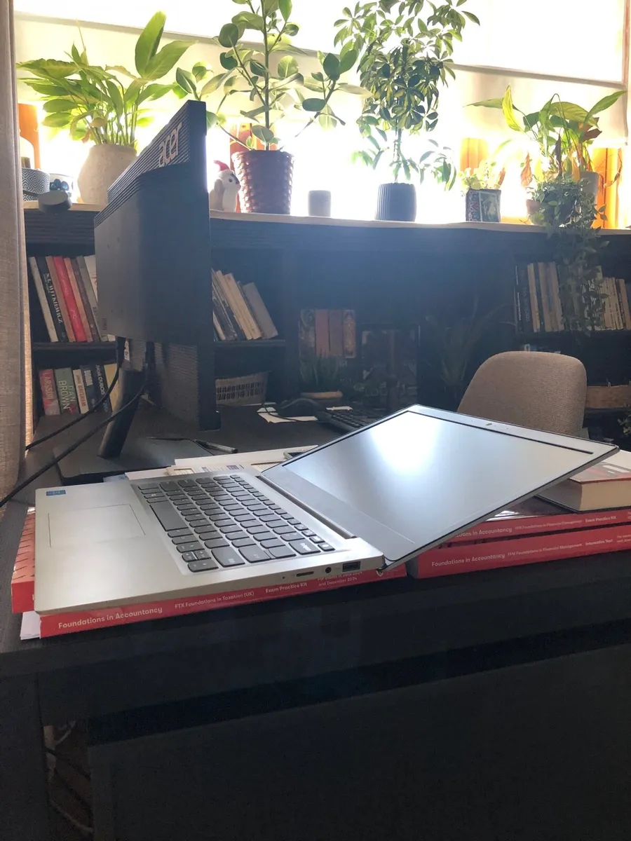 Lenovo IdeaPad 120S-14IAP 81A5 - Image 2