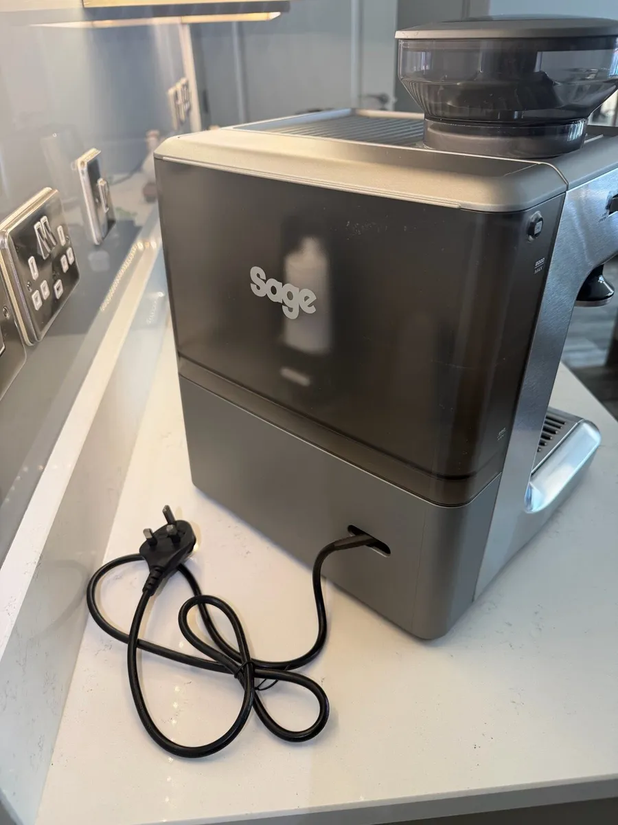 Sage Barista Express Espresso Coffee Machine - Image 3