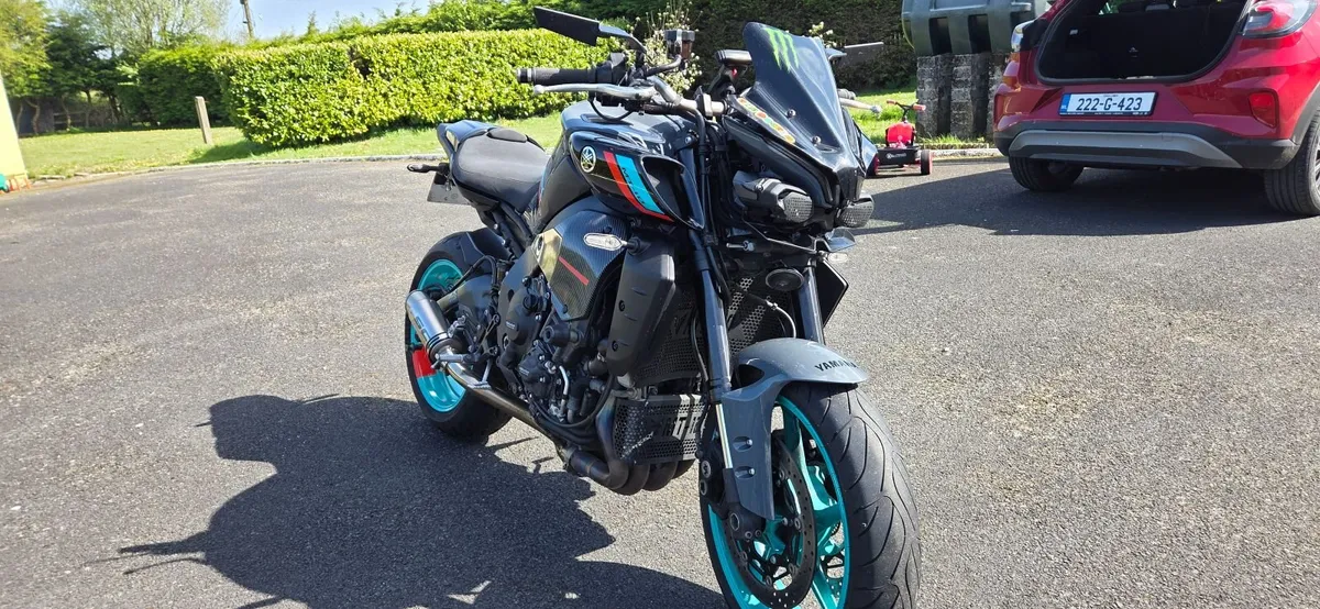 YAMAHA MT 10 - Image 1