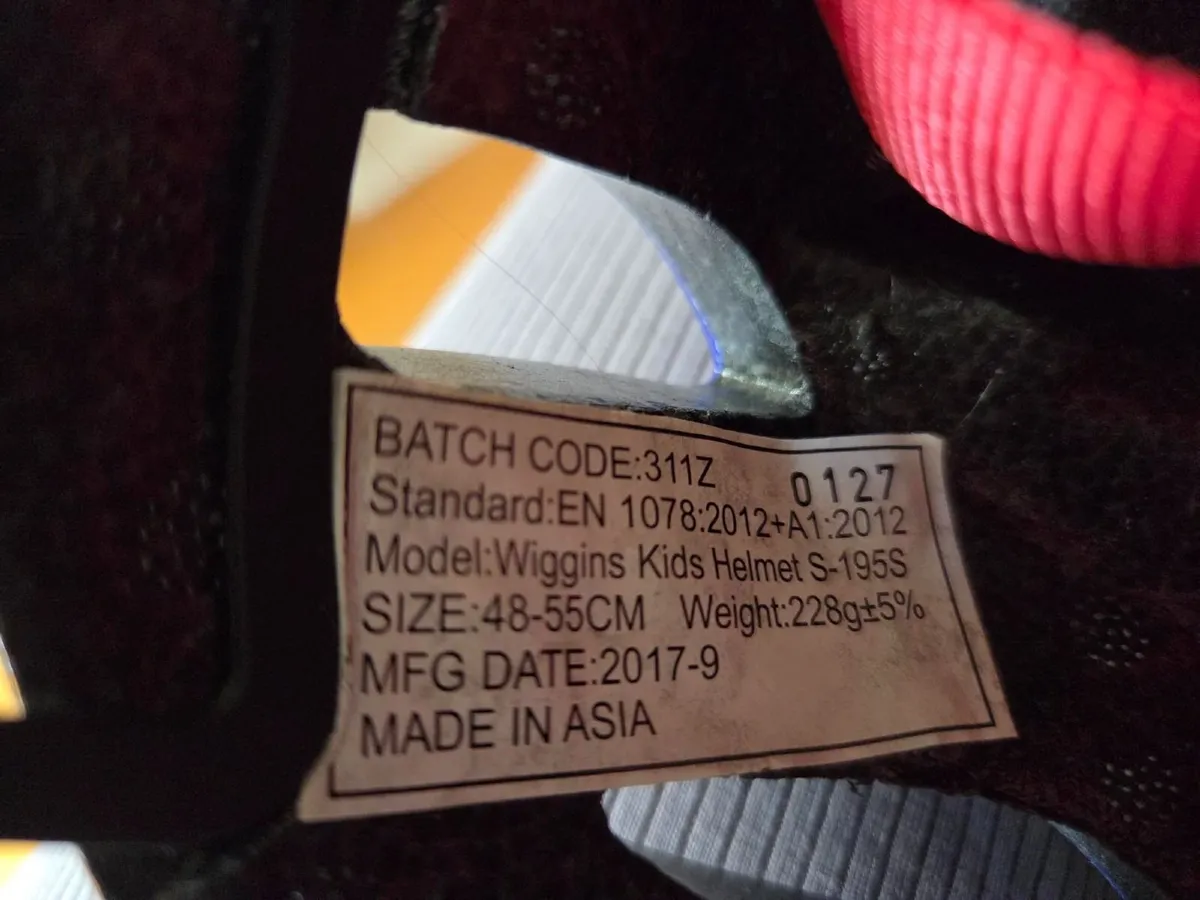 Cycling Helmet – Wiggins Edition – Good Condition - Image 4