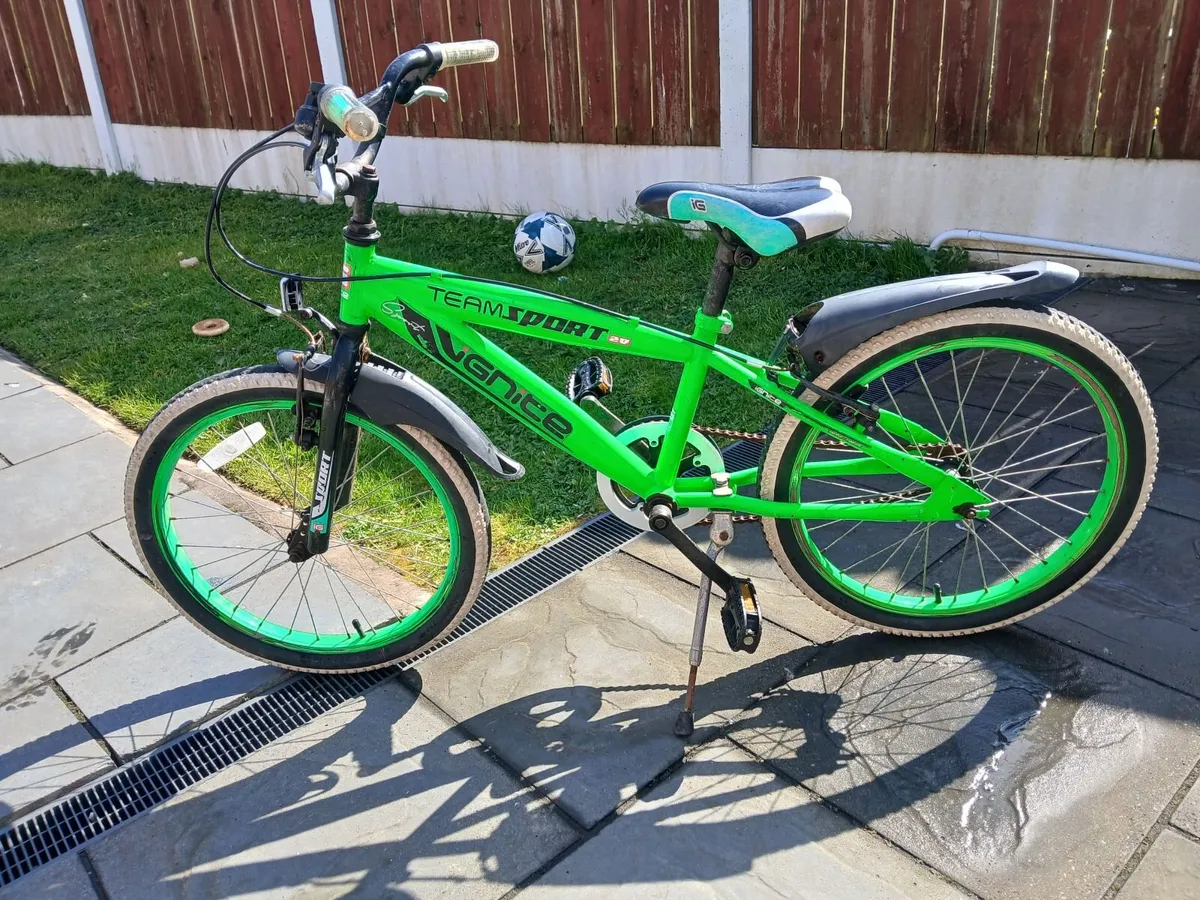 Kids bike - Image 1
