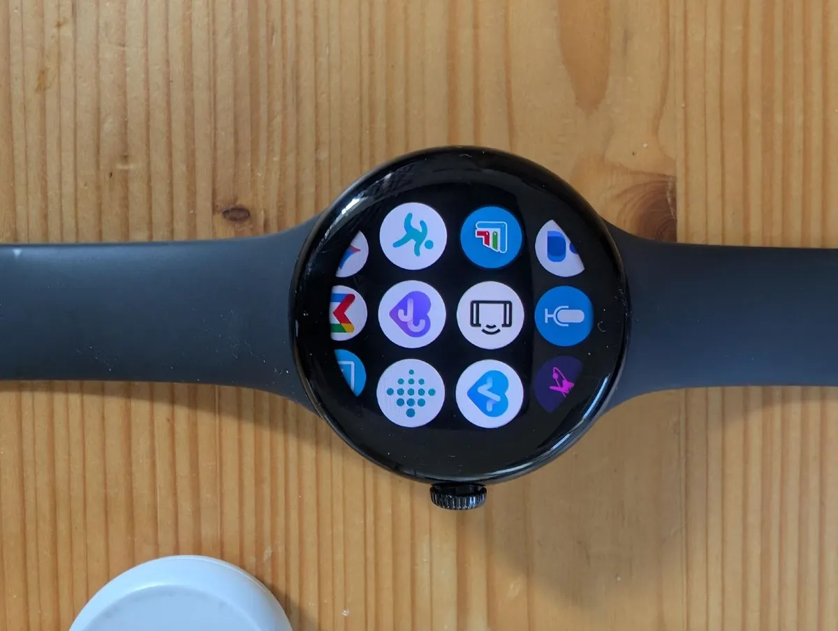 Google Pixel Watch (1st Gen) - Excellent Condition - Image 4