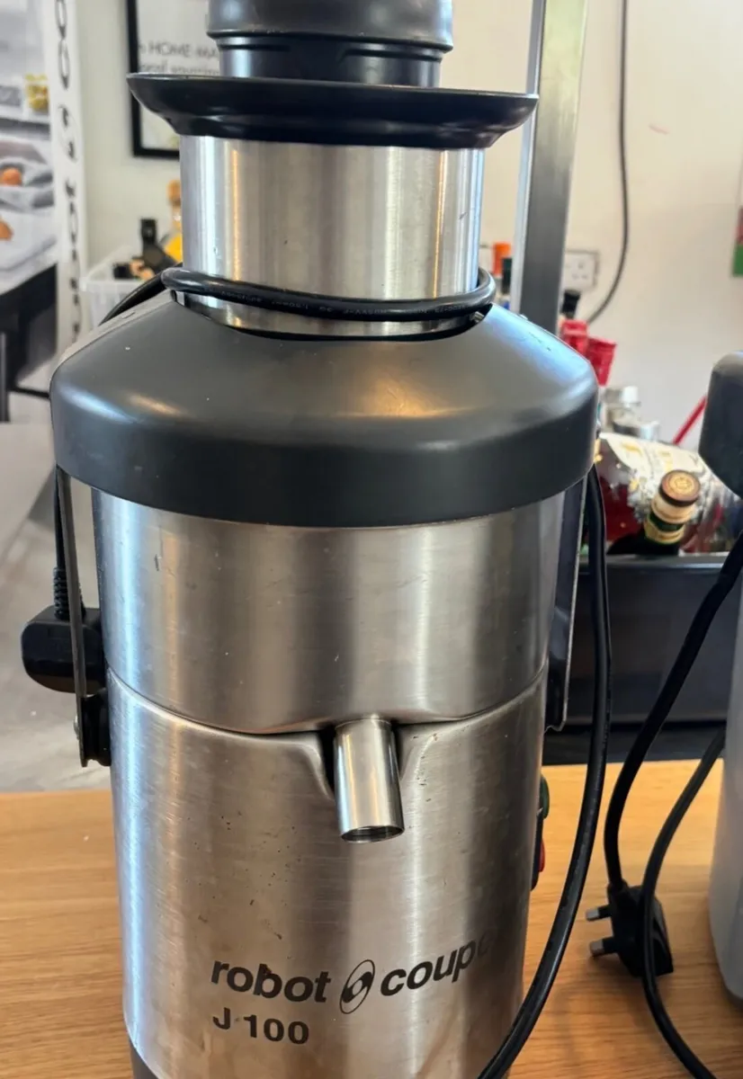 Catering equipment - Image 1