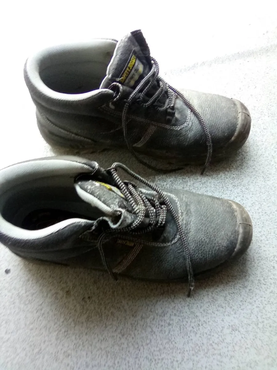 SIZE.  12.  SAFETY.  BOOTS.  STEEL. TOE. CAP - Image 3