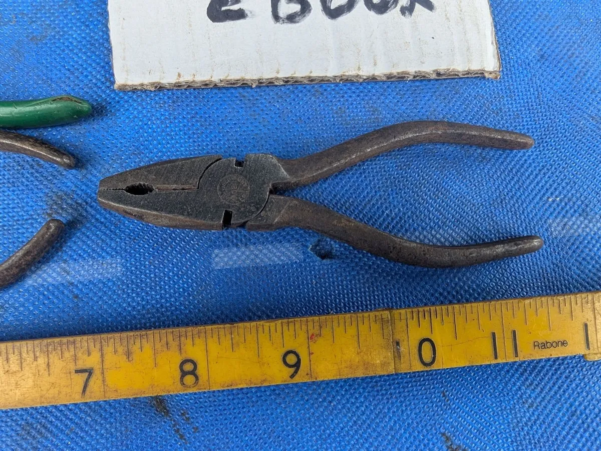 Small Pliers and Cutters - Image 3