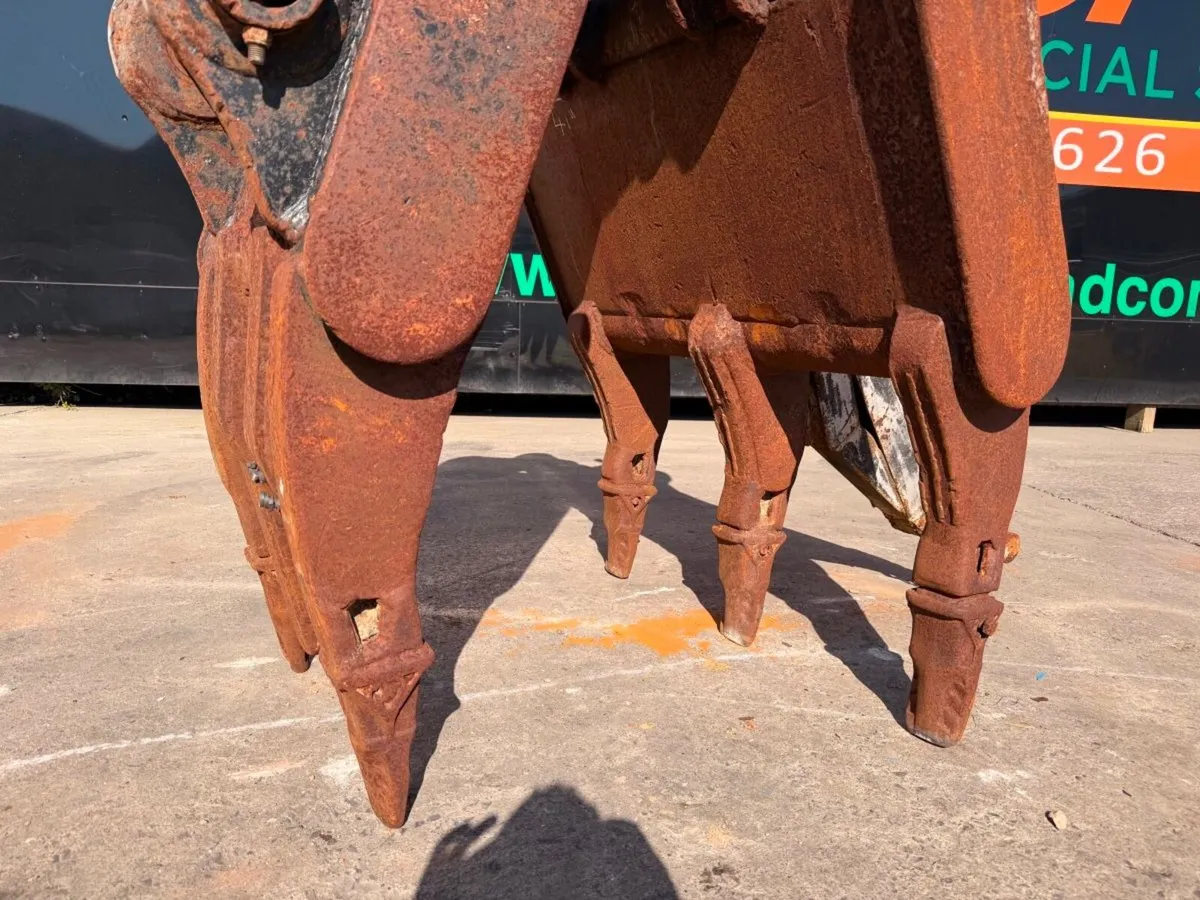 13 TON .... 65mm MANUAL SCRAP TIMBER GRAB - Image 3