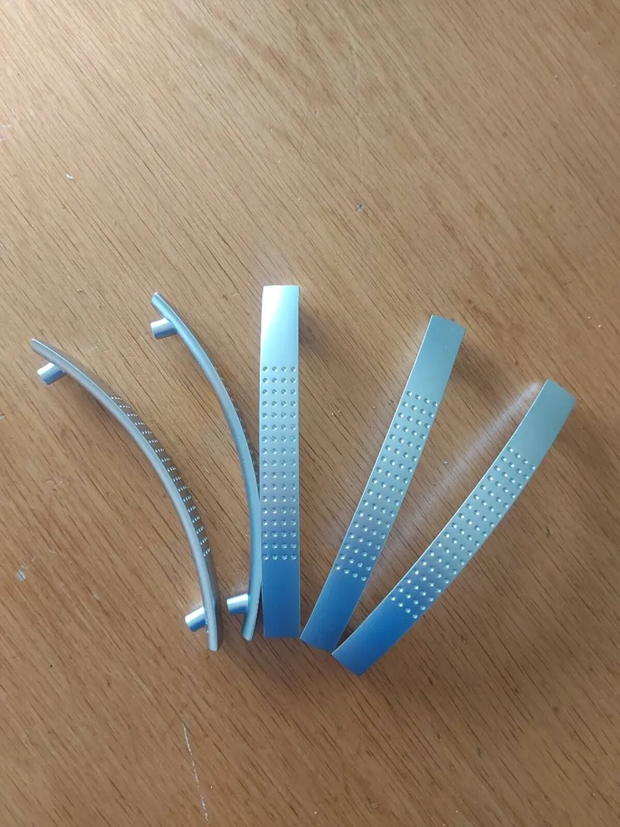 FREE Kitchen Cabinet Handles