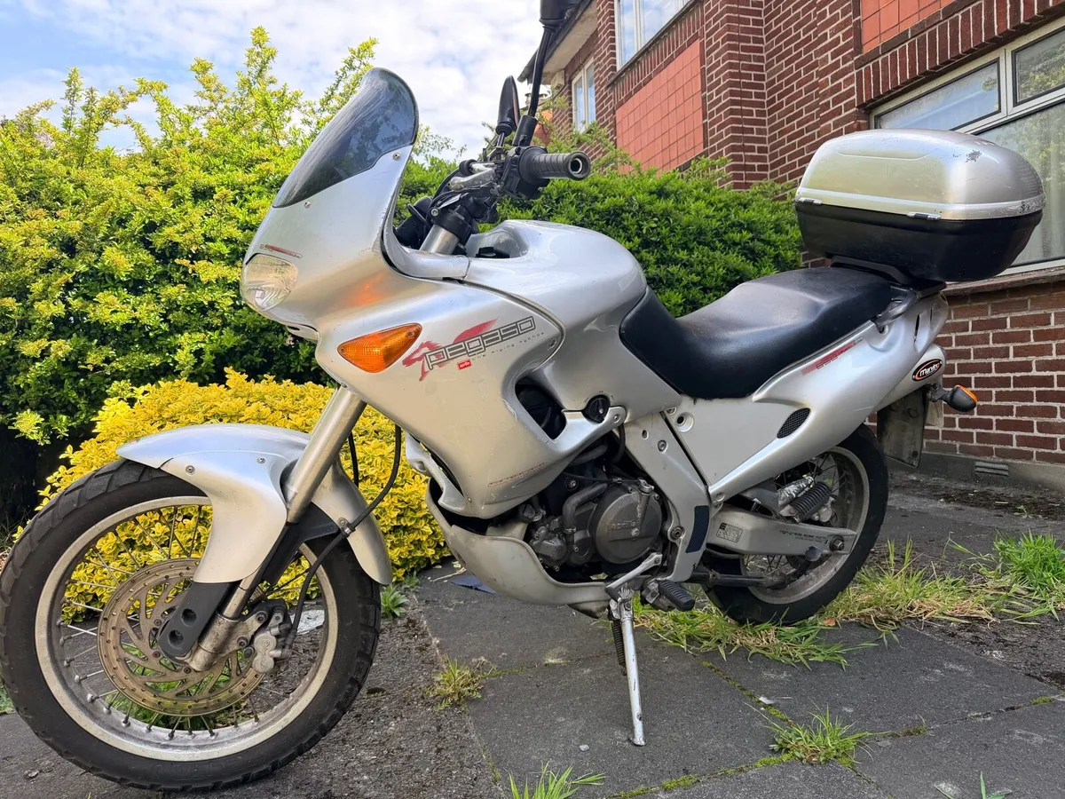 Aprilia Pegaso 650 - Image 1