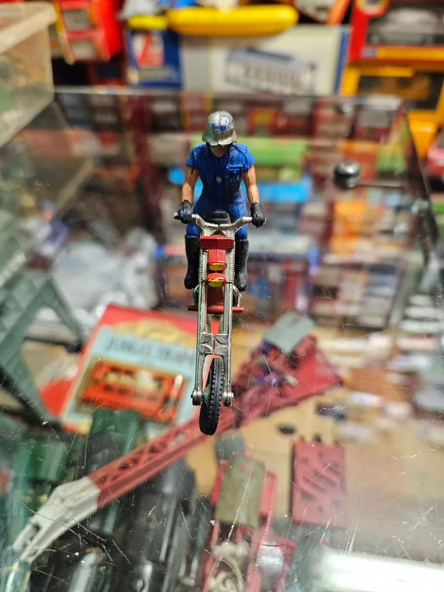 Britain's 1970's Chopper - Image 1