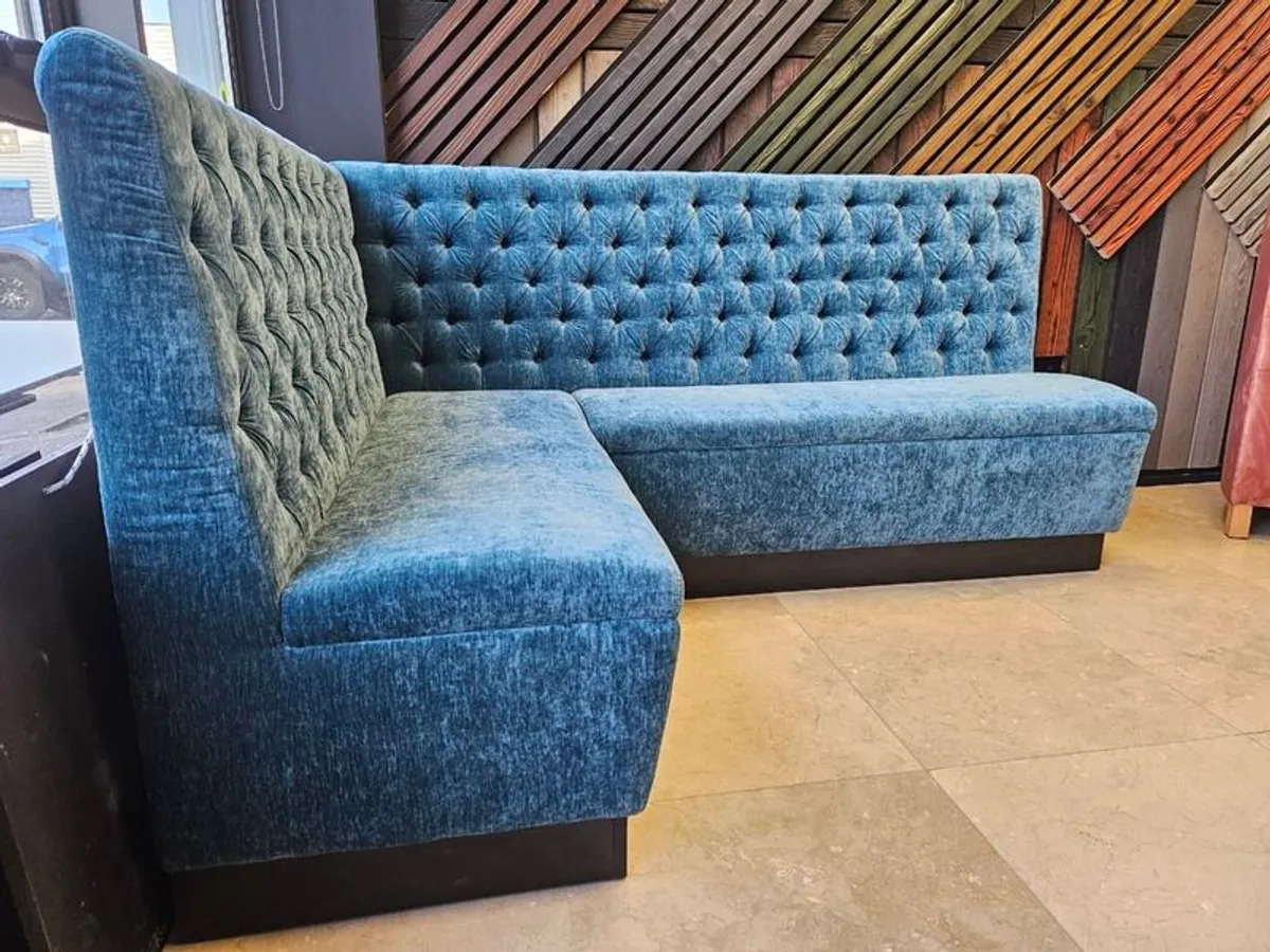 Chesterfield Style Dining Bench with Storage - Image 2