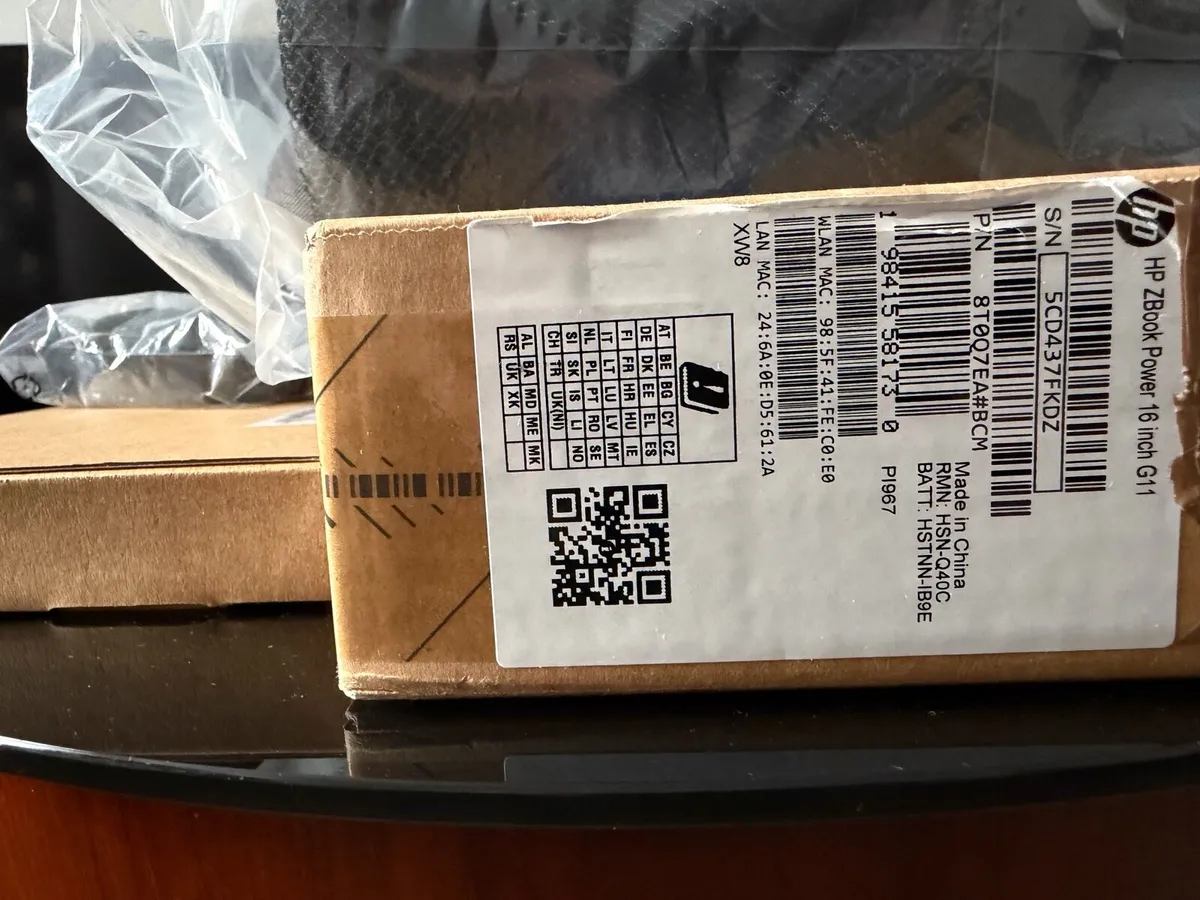 HP ZBook G11 16inch/HP Elite G11 14inch - Image 2