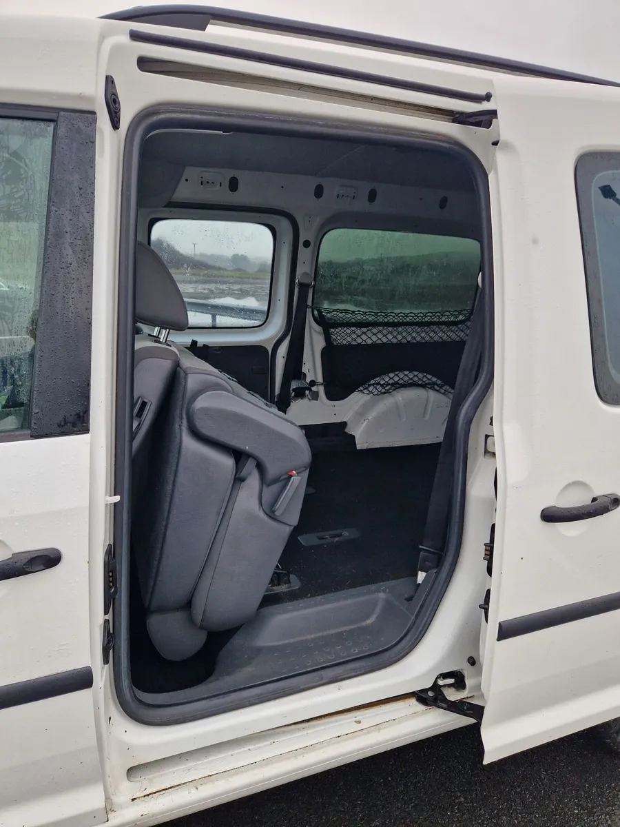 Volkswagen Caddy Kombi crew cab 1.6TDI 2012 - Image 4