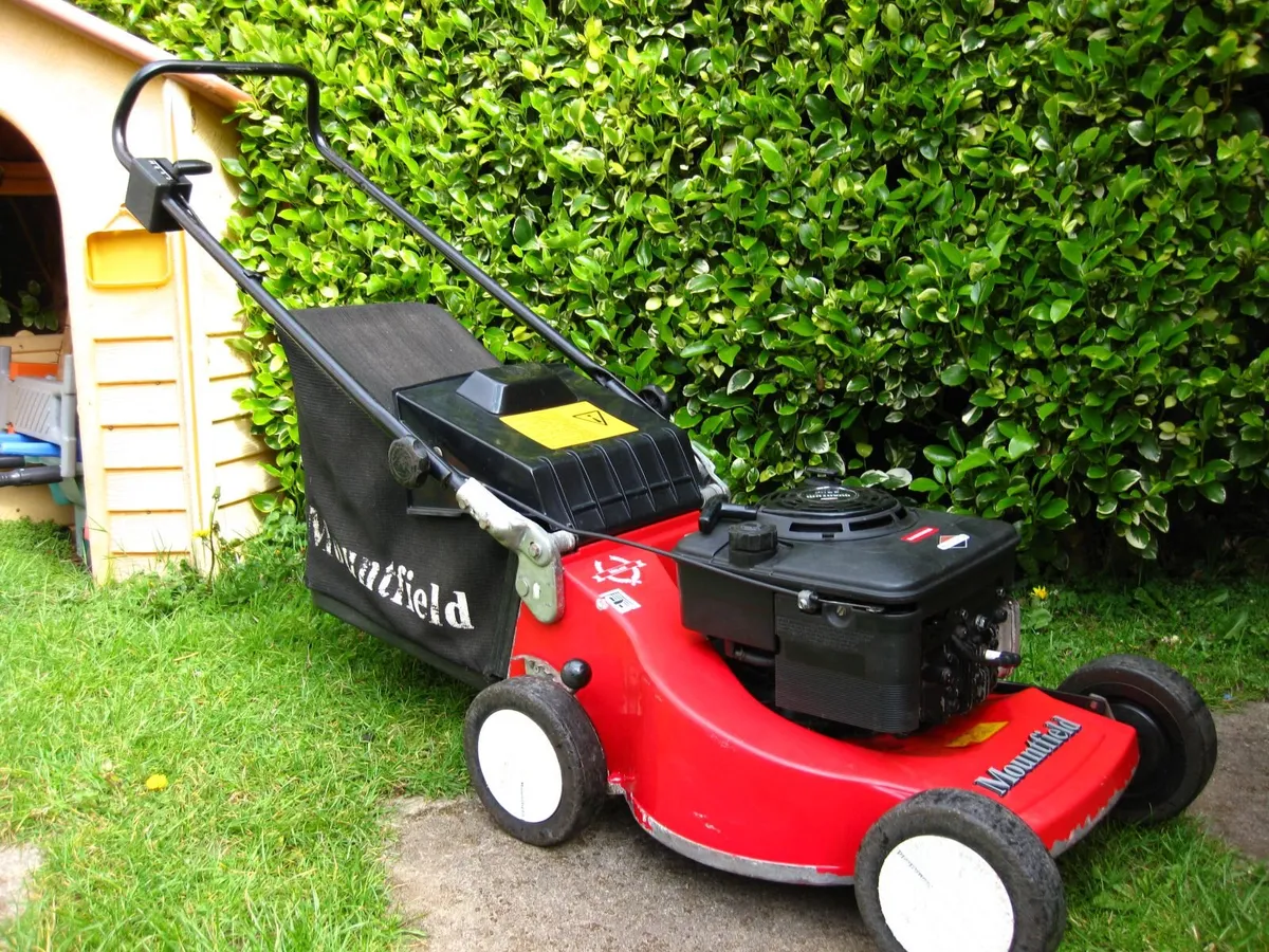 Mountfield Mirage / Briggs & Stratton Petrol Mower - Image 1