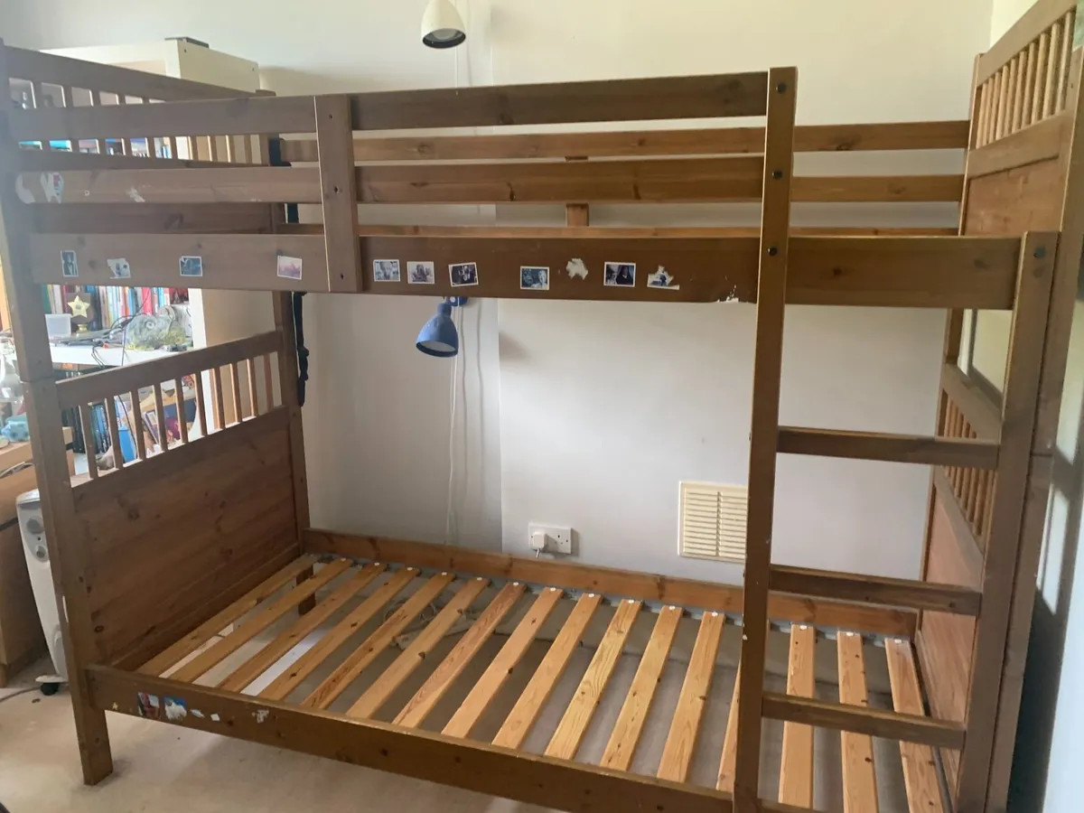 Bunk bed - Image 1
