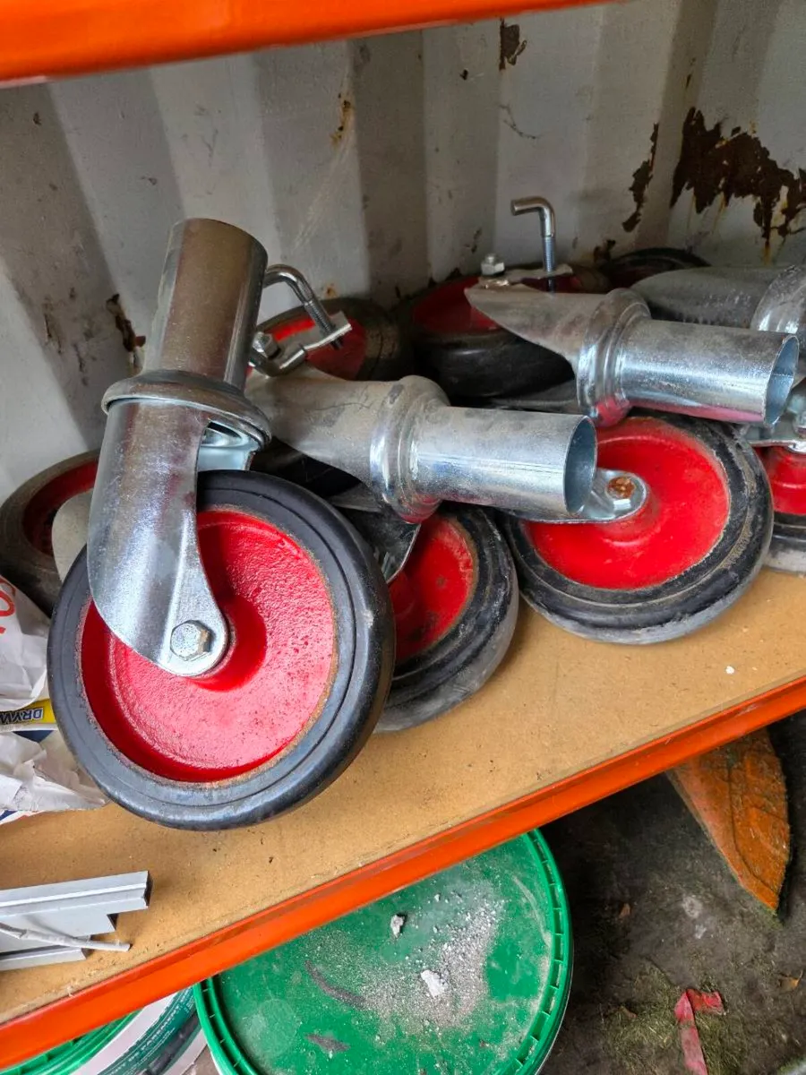 Scaffolding wheels / castors - Image 2