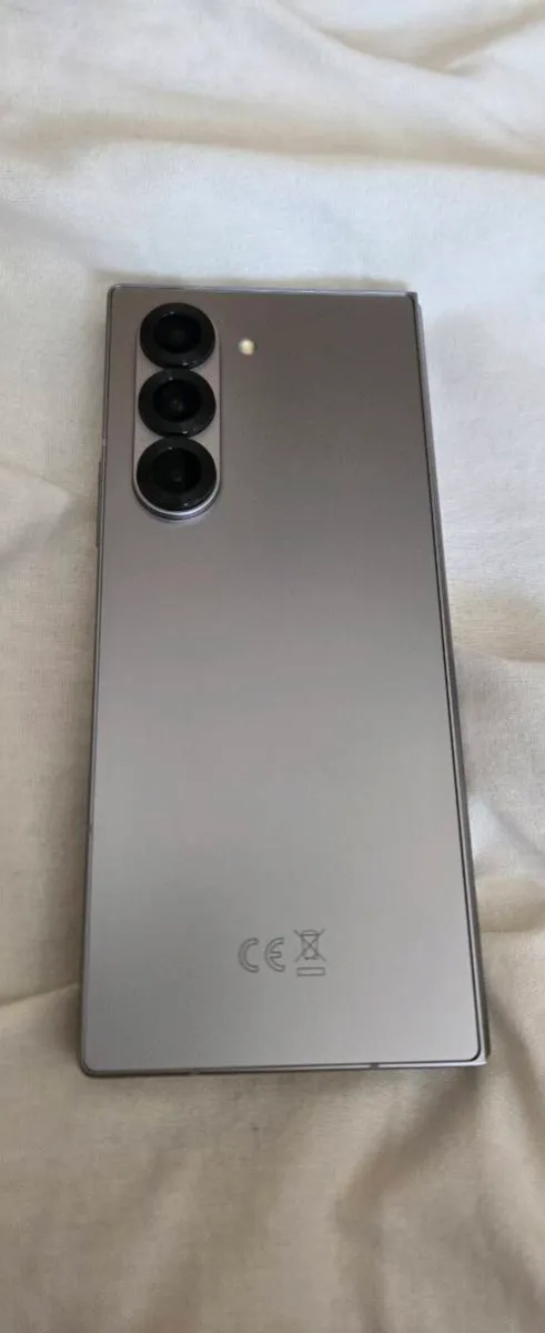 Samsung z fold 6 - Image 3