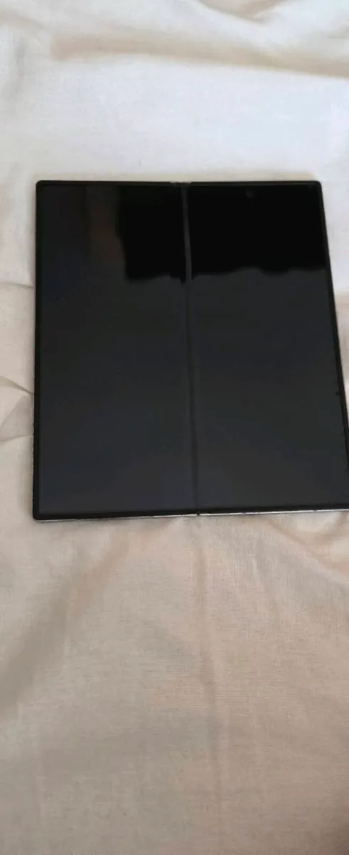 Samsung z fold 6 - Image 4