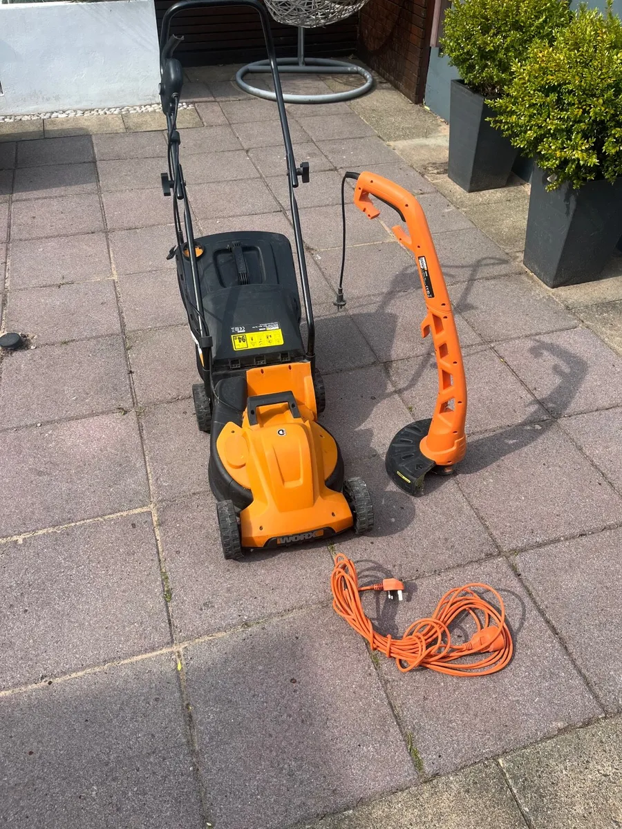 Lawn mover with grass trimmer - Image 1