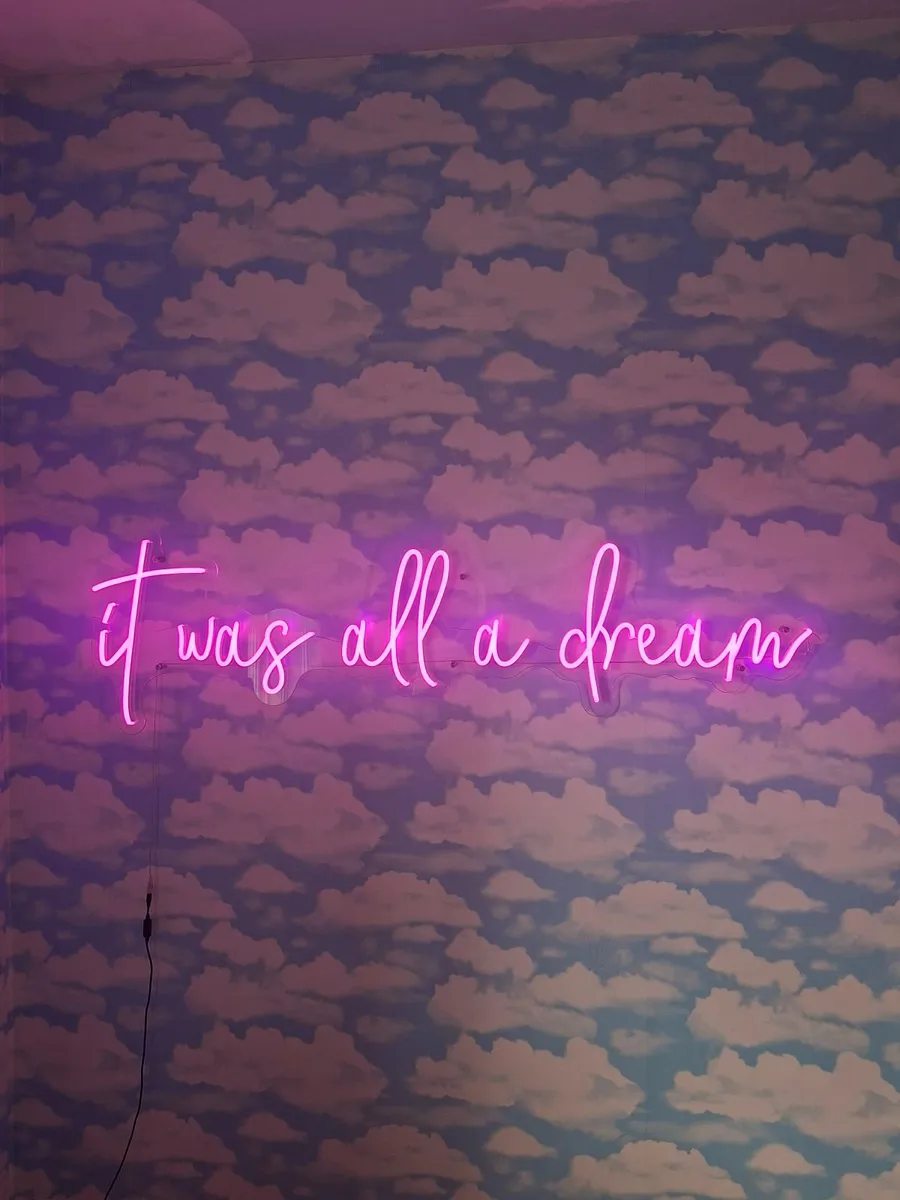 Wall light / neon quote - Image 1