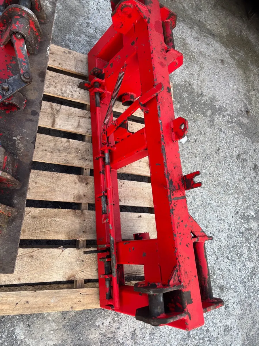 JCB quick hitch - Image 4