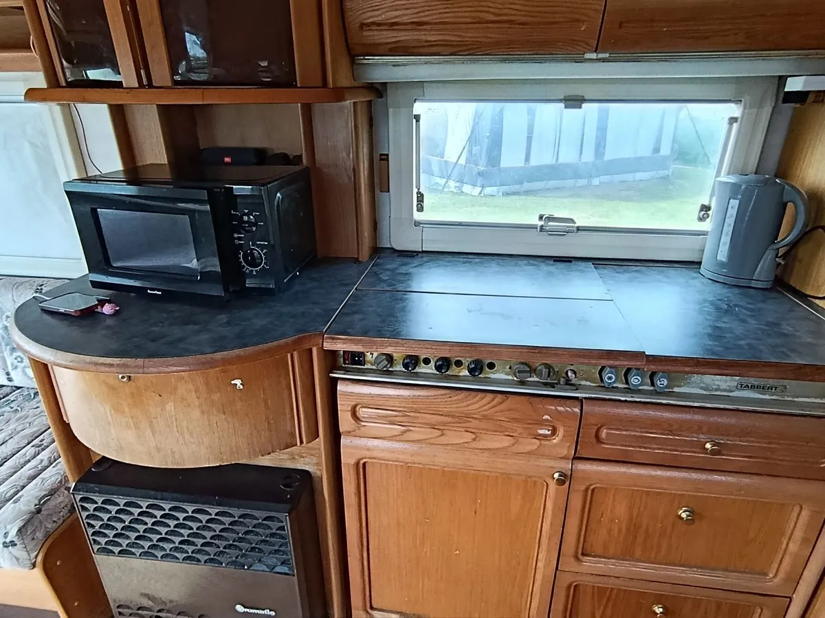 Spacious Tabbert Caravan  6 Berth - Image 2