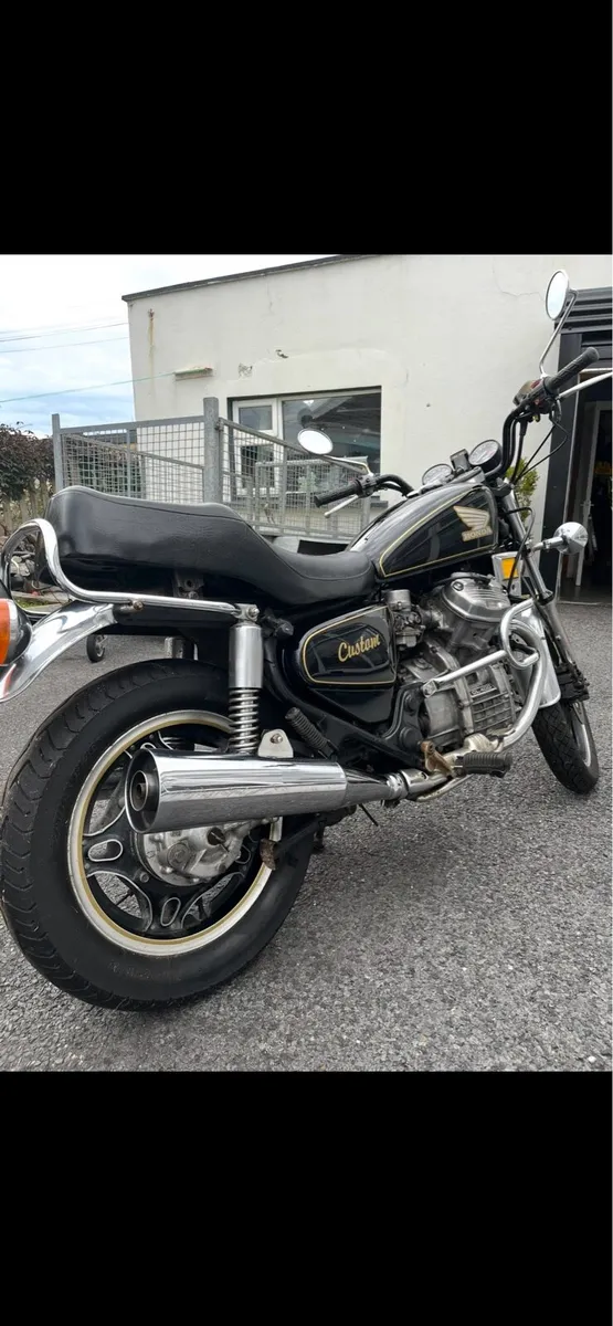 84 Honda 400 custom - Image 3