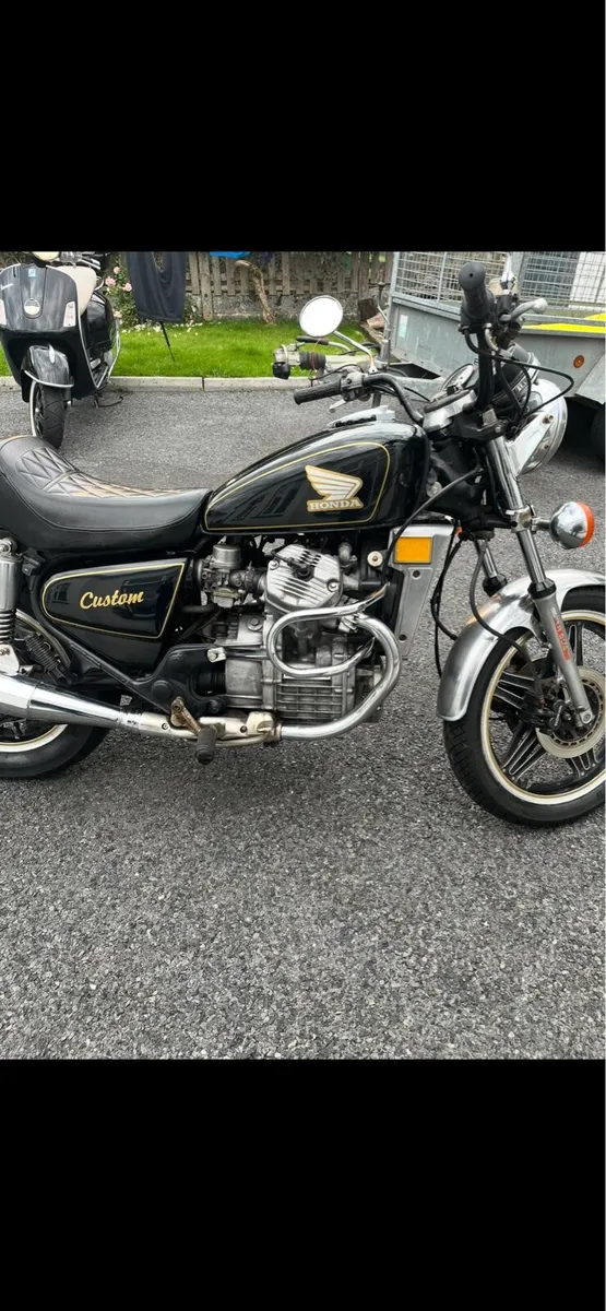 84 Honda 400 custom - Image 4