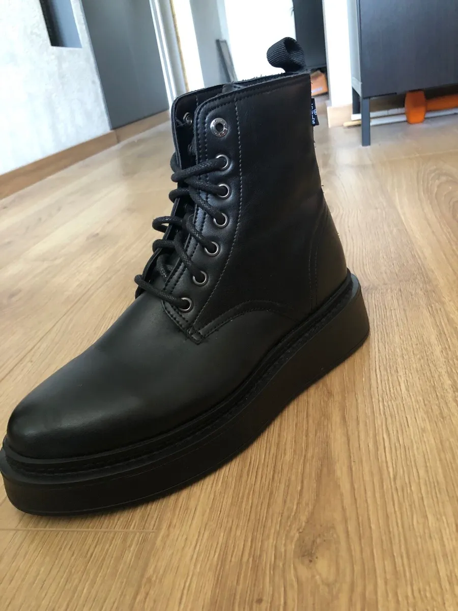 Levi’s boots - Image 2