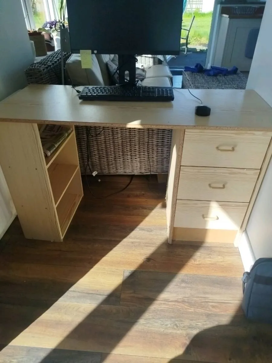 Desk