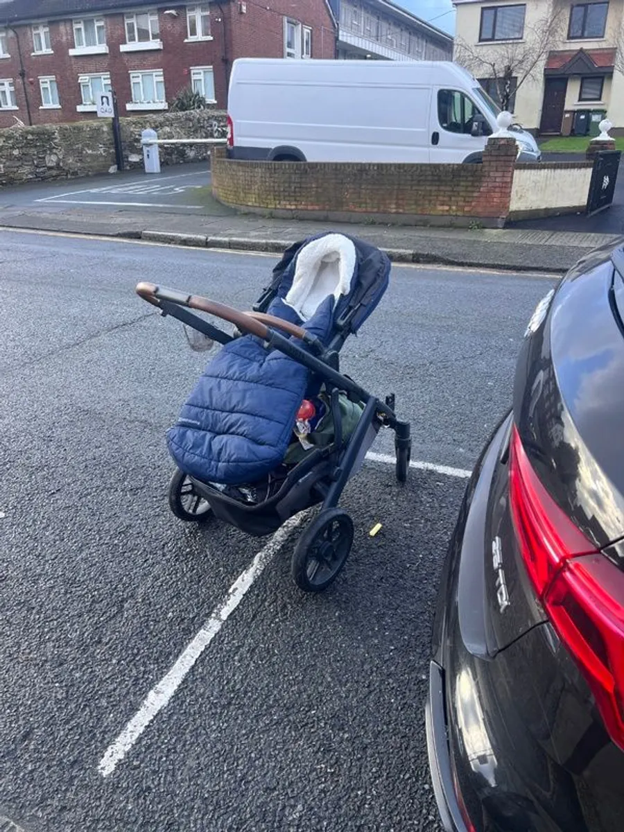 UPPAbaby Vista V2 Noa Colourway - Full Set - Image 1