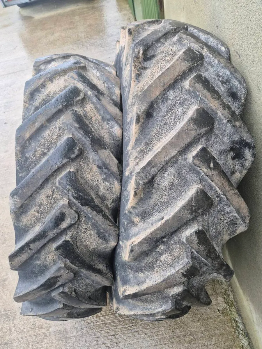 Wheels and tyres for 135 - Image 3