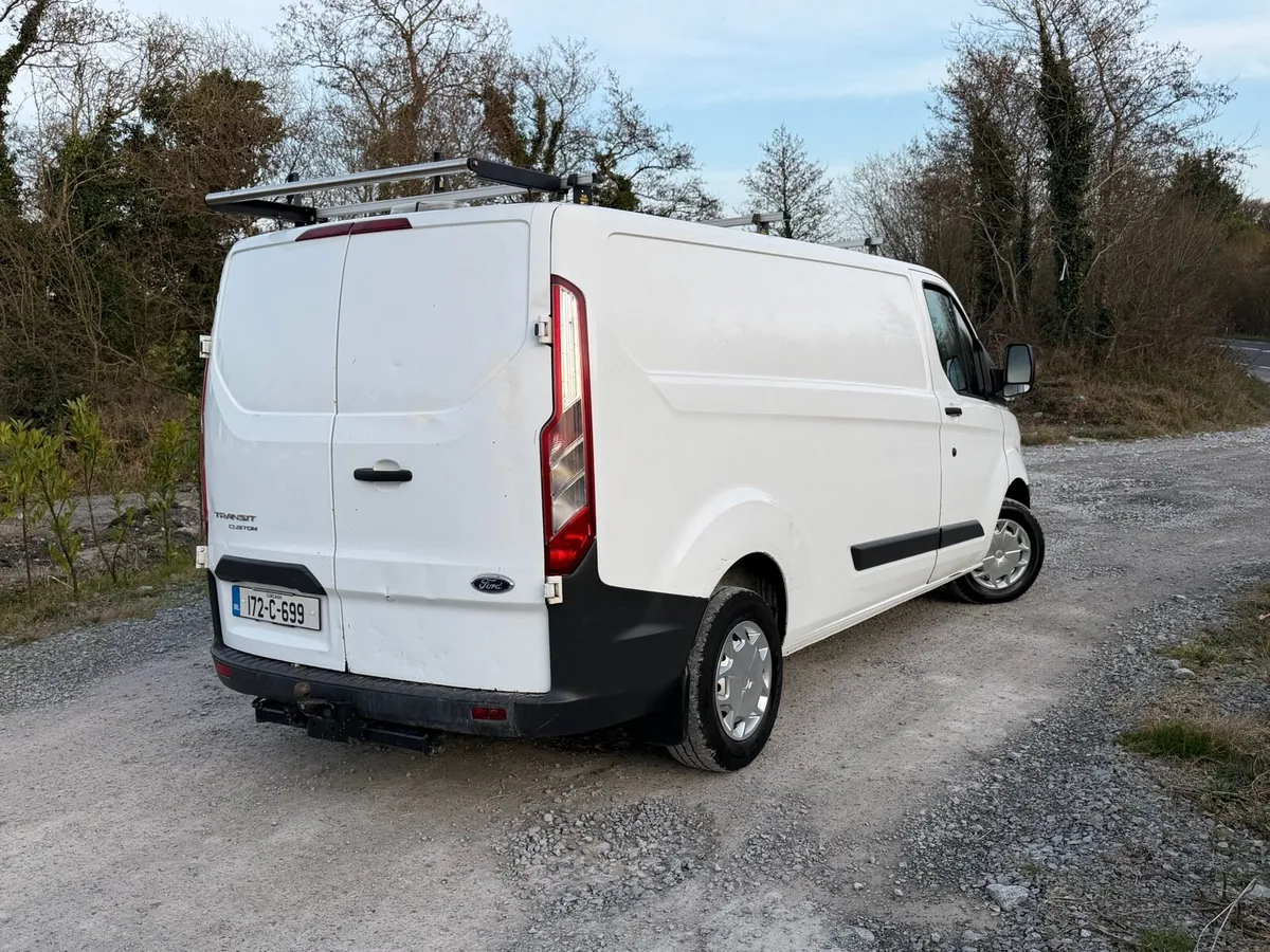 171 Ford custom - Image 3