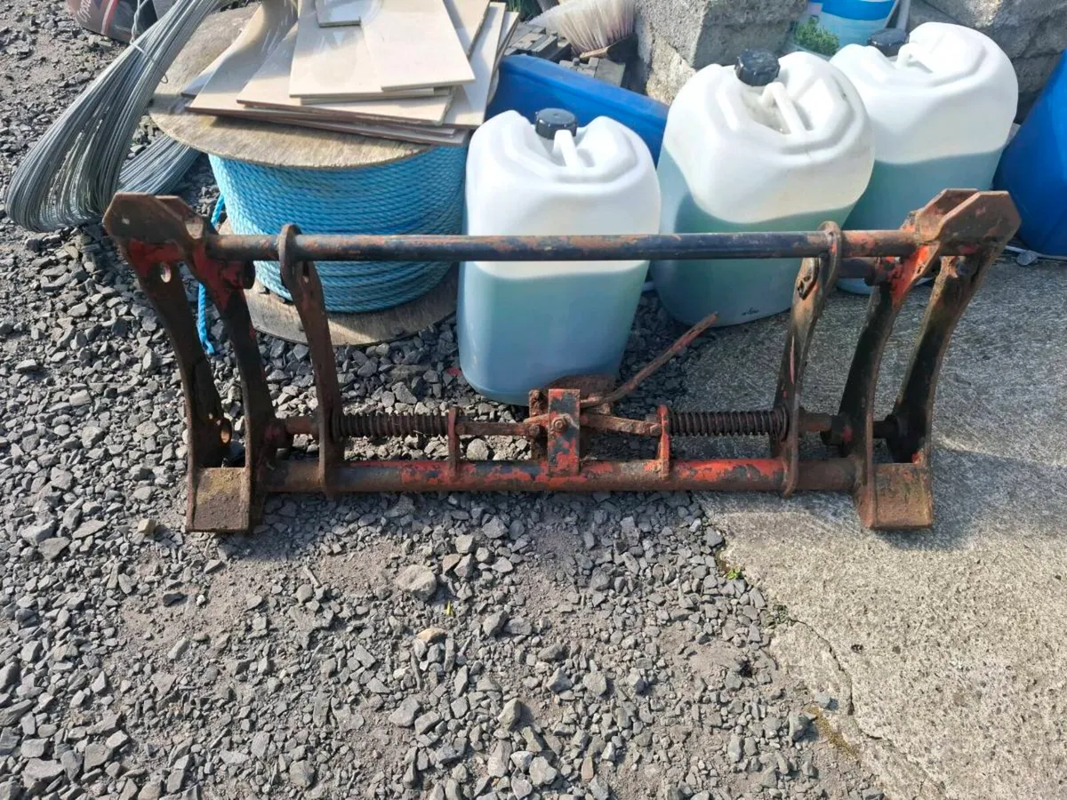 mx front loader Attachment - Image 2