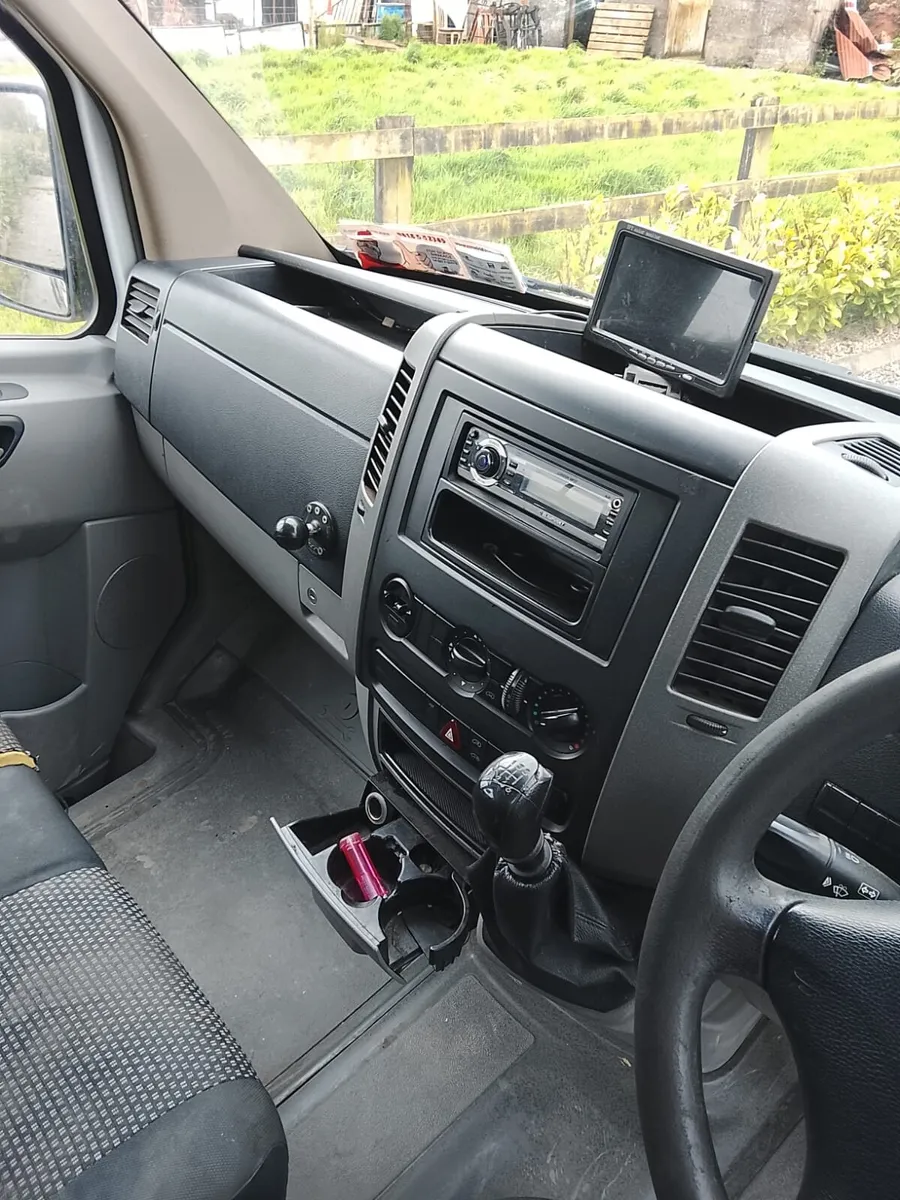 Mercedes Spinter - Image 4