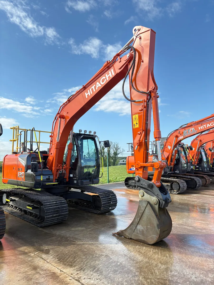 HITACHI ZX130-7 - Image 2