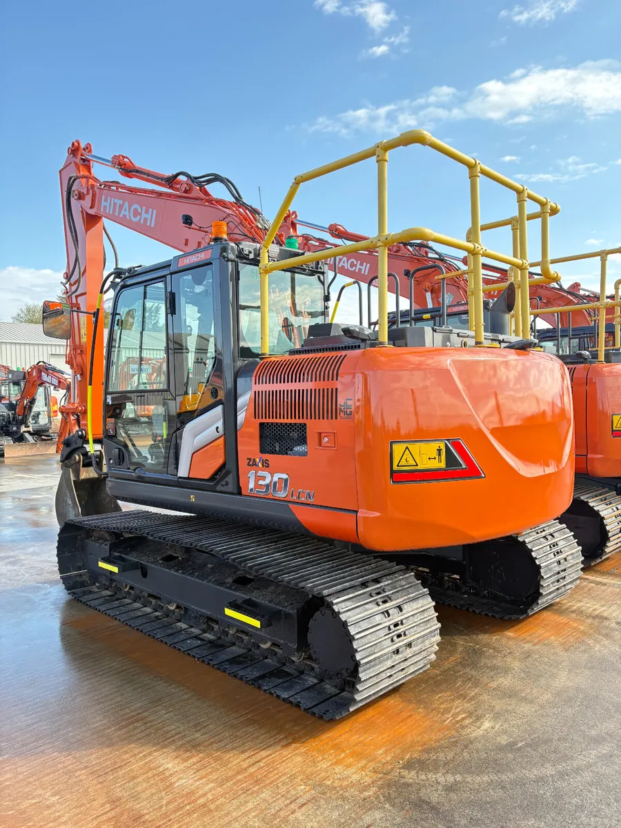 HITACHI ZX130-7 - Image 4