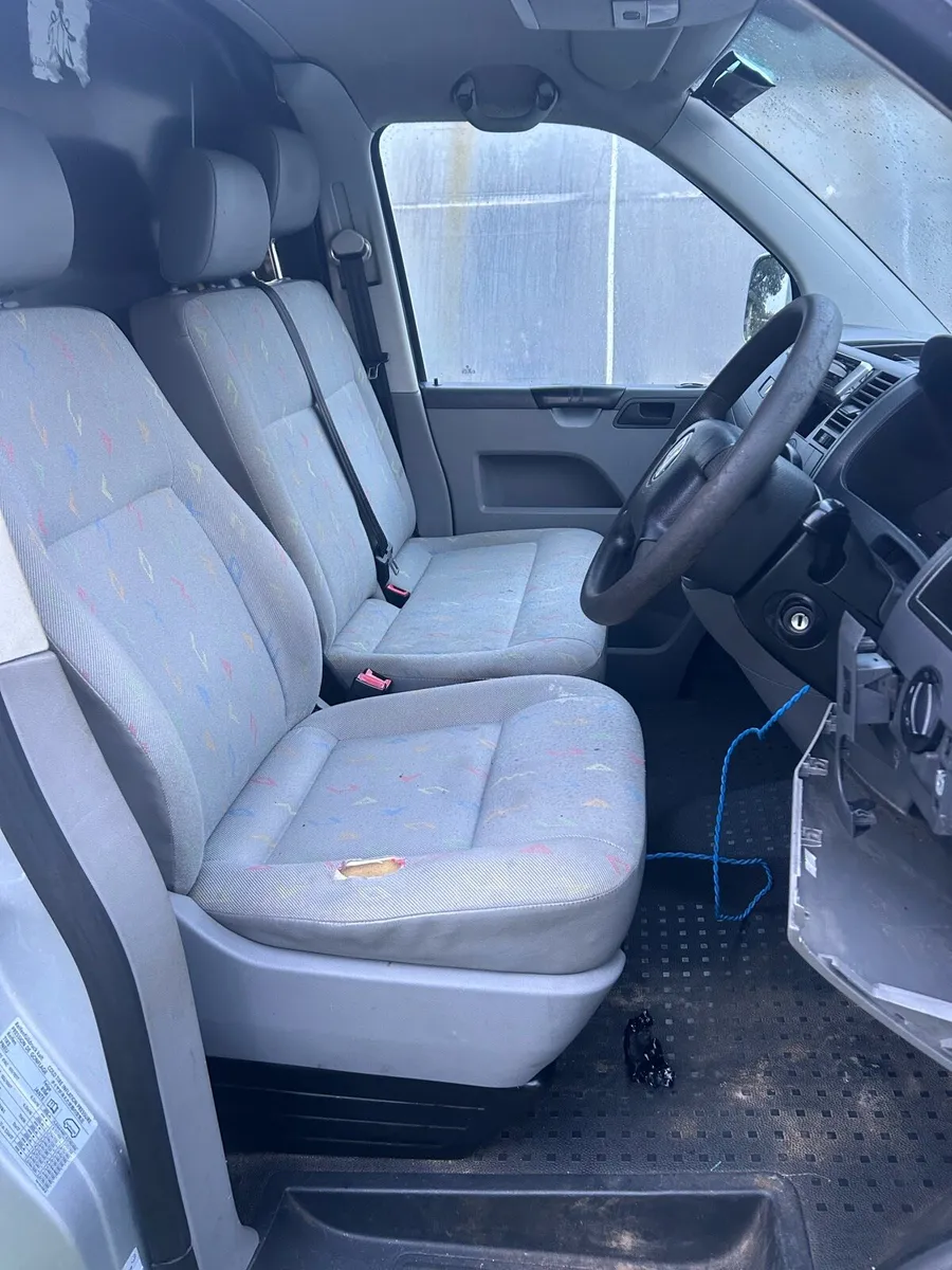 VW T5 1.9 tdi panel Van - Image 3