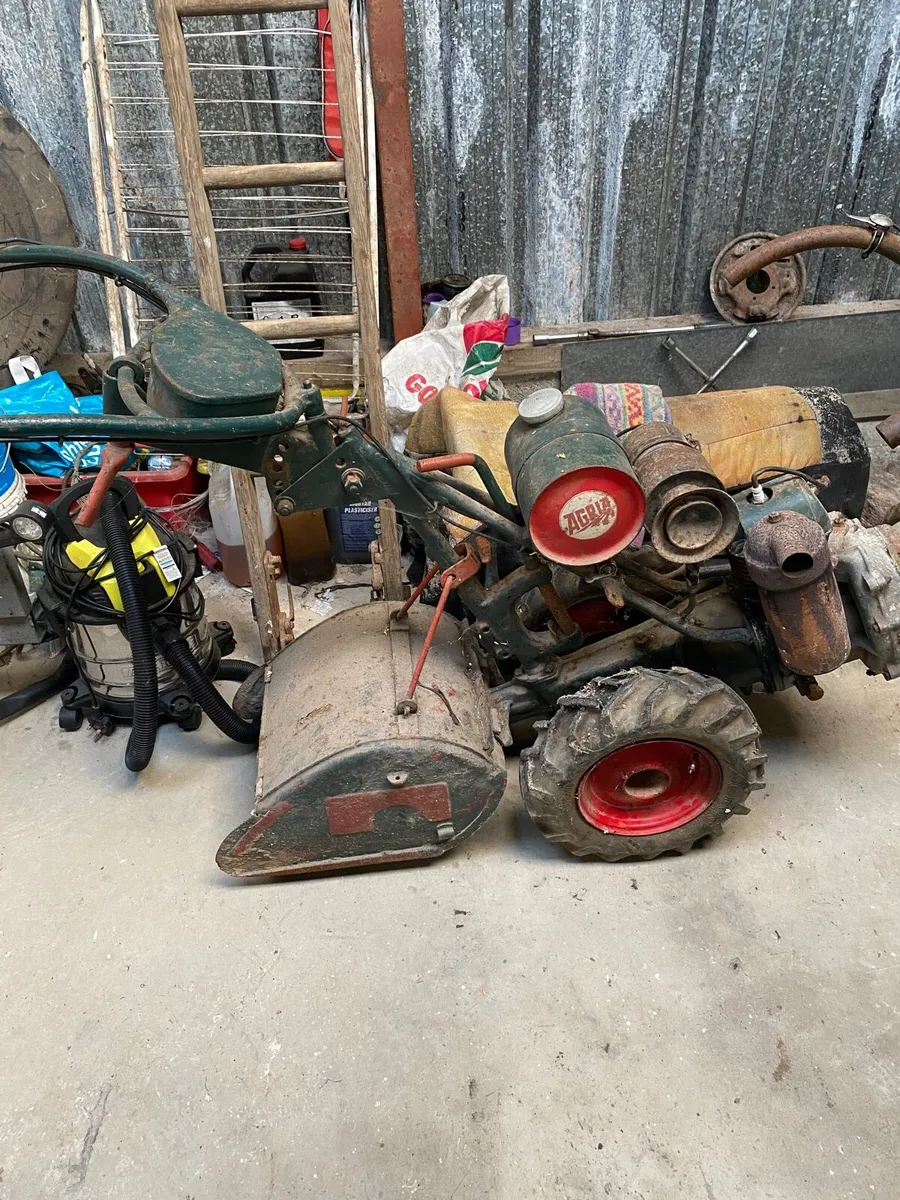 Vintage machinery - Image 3